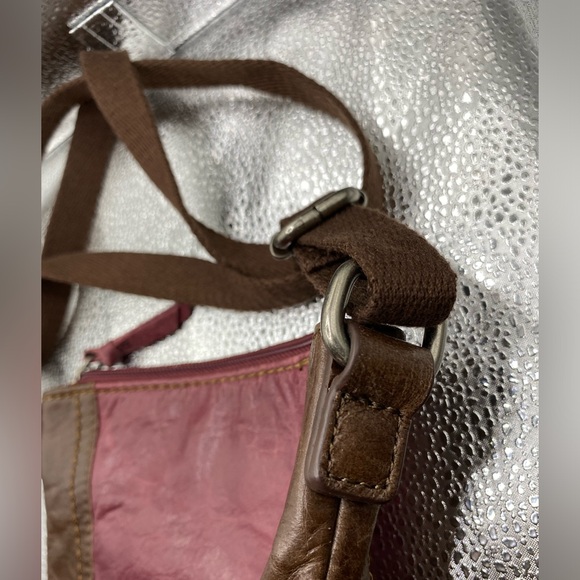 The Sak Crossbody - Picture 6 of 9